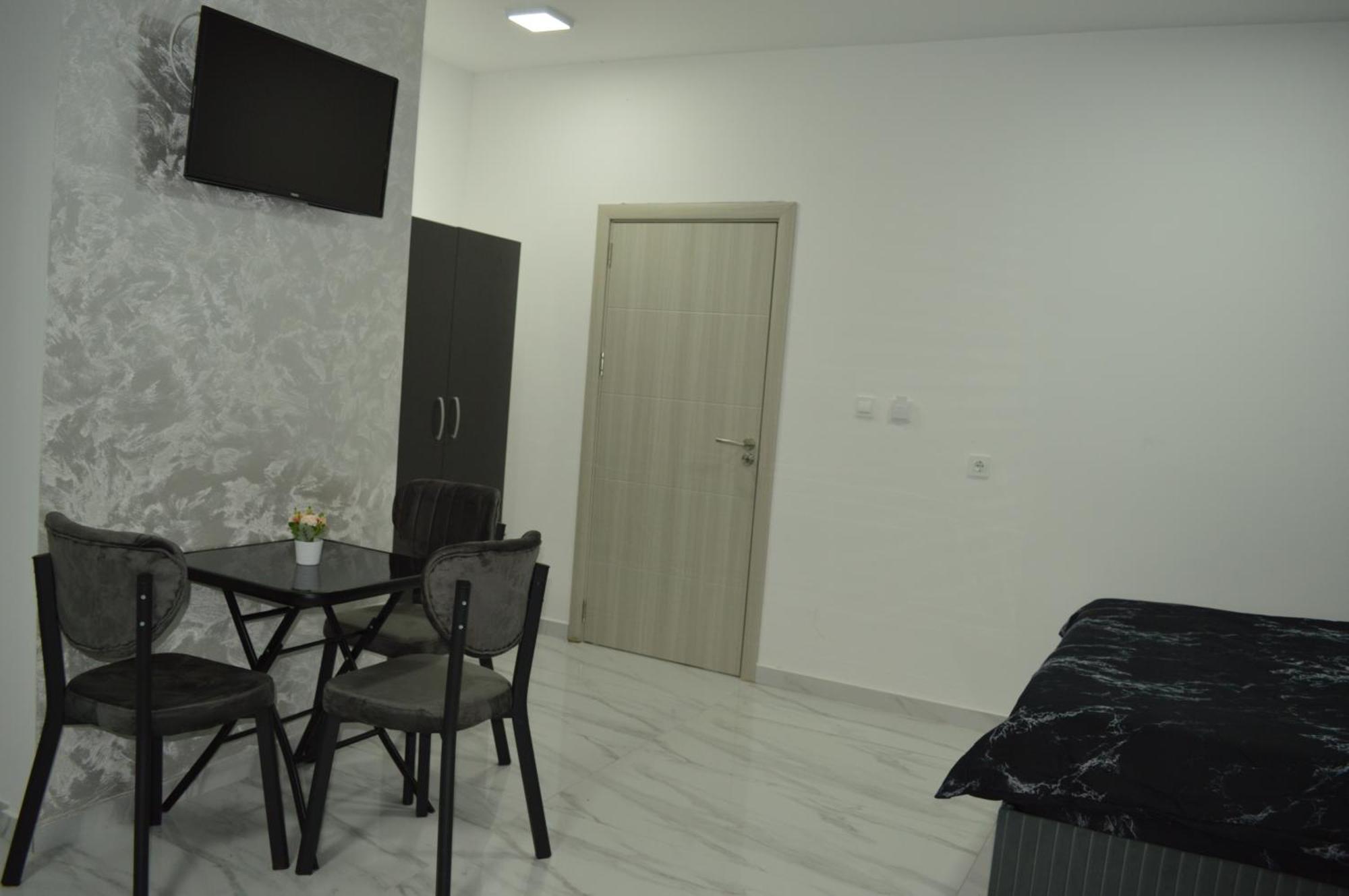 Apartman 4 Jovanovski オフリド エクステリア 写真